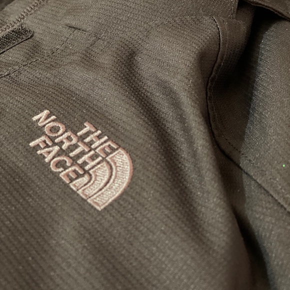 The North Face Dryvent Jacket - Picture 6 of 7